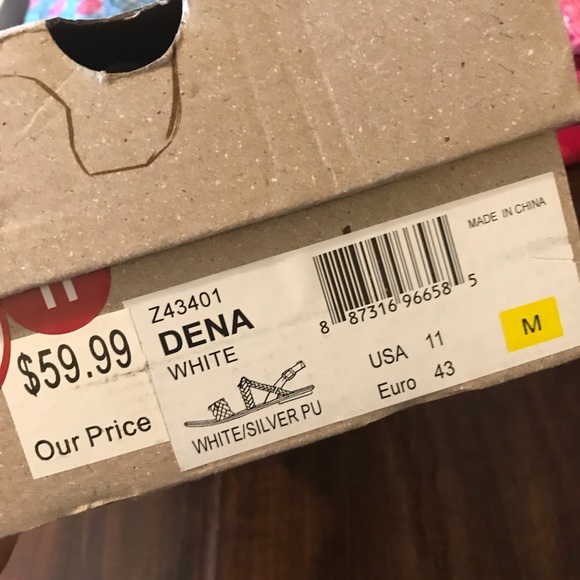 b.o.c. Dena Sandals (Flats) in White BNIB 11M - Picture 6 of 6